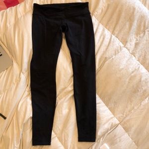 Lululemon wunder unders